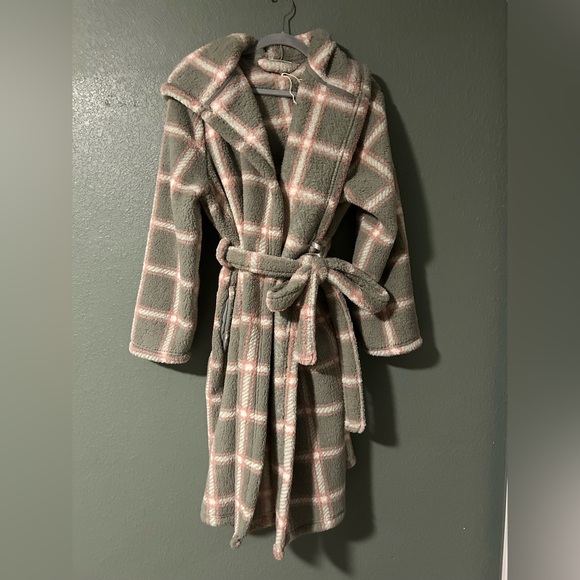Berkshire Other - Berkshire Homewear Bathrobe NWT